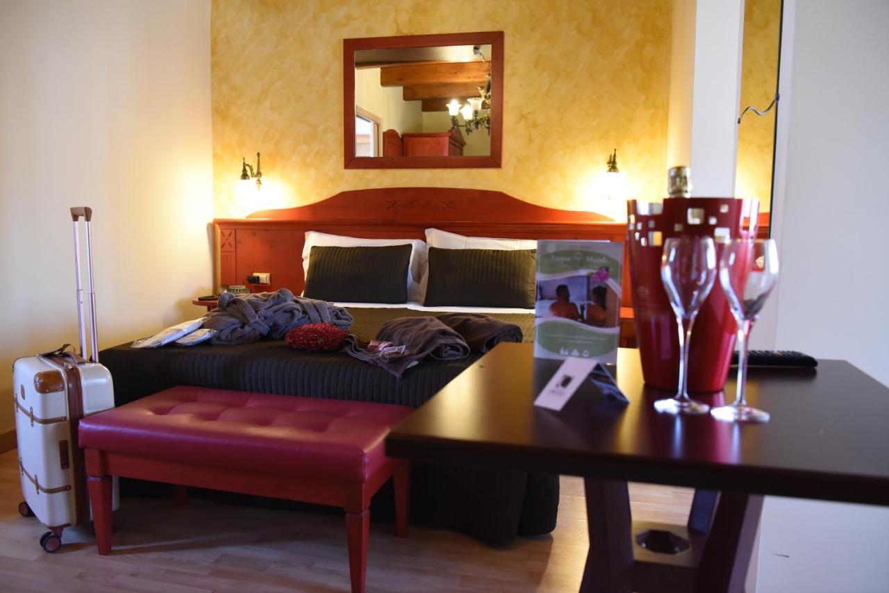Hotel Federico II Лучера Екстер'єр фото